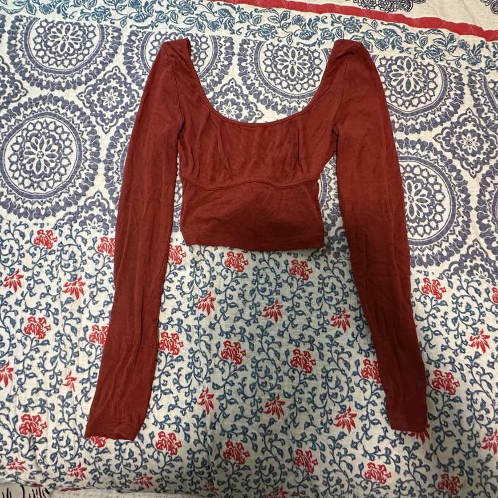 Red Long Sleeve Crop Top
